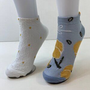 Womens Floral Ankle Socks 2-Pack Flower Polka Dot Blue White Yellow